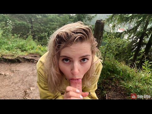 ❤️ Meisje slikt sperma na een publieke pijpbeurt - Eva Elfi ❌ Quality porn at us